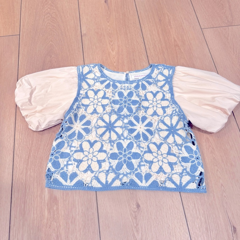 Honey & Sparkle girls puffed sleeve crocheted top Dillards knit blue L